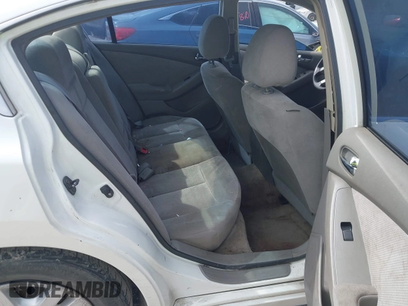 2009 Nissan Altima S with VIN 1N4AL21E09C126880, listed as a IAAI auction lot 41739604 with 258,940 mi miles and . Bid and sale history available at DreamBid. Image 8.