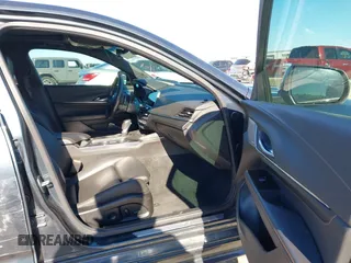 2020 Cadillac CT4 Sport z VIN 1G6DG5RK7L0126572, wystawiony jako IAAI lot #41228588 z przebiegiem 77 429 mil mil oraz . Historia ofert i sprzedaży dostępna na DreamBid. Obrazek 5.