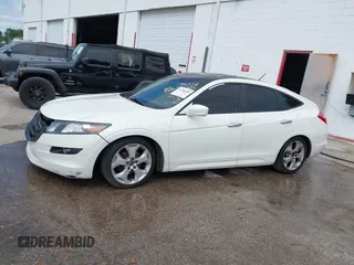 2011 Honda Accord Crosstour EX-L with VIN 5J6TF1H57BL003958, listed as a IAAI auction lot 41980488 with 177,946 mi miles. Bid and sale history available at carsss.com. Image 14.