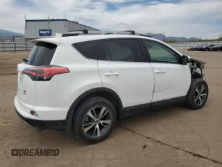 2018 Toyota RAV4 XLE with VIN 2T3RFREV2JW733050, listed as a Copart auction lot 53114585 with Not Provided miles and Salvage Title. Bid and sale history available at DreamBid. Image 3.