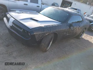 2016 Dodge Challenger R/T Scat Pack z VIN 2C3CDZFJ5GH177997, wystawiony jako IAAI lot #41470614 z przebiegiem 52 728 mil mil oraz . Historia ofert i sprzedaży dostępna na DreamBid. Obrazek 2.