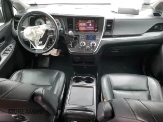2020 Toyota Sienna SE with VIN 5TDXZ3DC6LS061204, listed as a Copart auction lot 87696505 with 137,890 mi miles and Salvage Title. Bid and sale history available at carsss.com. Image 8.