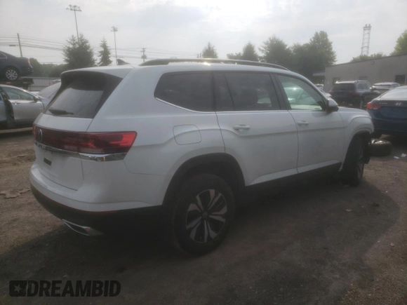 2024 Volkswagen Atlas SE with VIN 1V2DR2CA0RC609512, listed as a Copart auction lot 60120025 with 16,732 mi miles and Salvage title. Bid and sale history available at DreamBid. Image 3.
