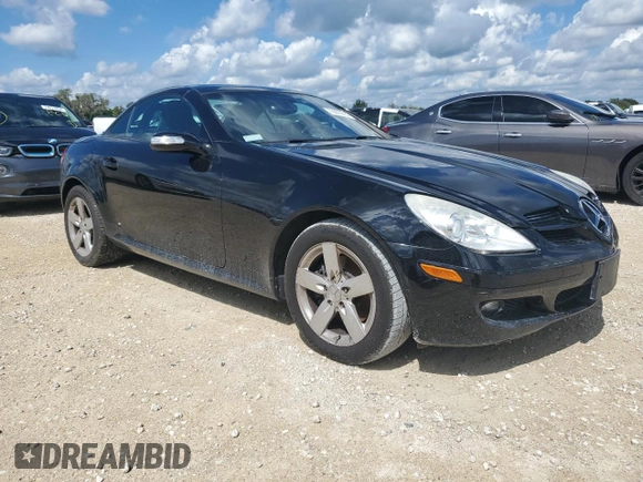 2007 Mercedes-Benz SLK-Class 3.0L with VIN WDBWK54F07F144234, listed as a Copart auction lot 73979814 with 82,167 mi miles and Salvage Title. Bid and sale history available at carsss.com. Image 4.