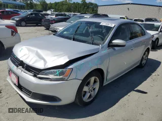 2014 Volkswagen Jetta TDI w/Premium/Nav с VIN 3VWLL7AJ9EM313537, выставлен на аукционе Copart как лот 57768675 с пробегом 170 671 миль миль и Списание • Salvage title. История ставок и продаж доступна на DreamBid. Изображение 1.