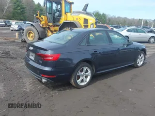 2018 Audi A4 Premium with VIN WAUDNAF4XJA060752, listed as a IAAI auction lot 41729912 with 132,165 mi miles. Bid and sale history available at carsss.com. Image 4.