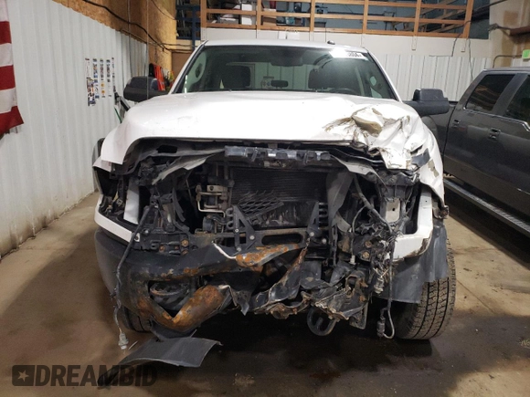 2017 Ram 2500 Tradesman с VIN 3C6UR5HJ2HG636449, выставлен на аукционе Copart как лот 76493804 с пробегом 12 560 миль миль и Списание • Salvage title. История ставок и продаж доступна на DreamBid. Изображение 5.
