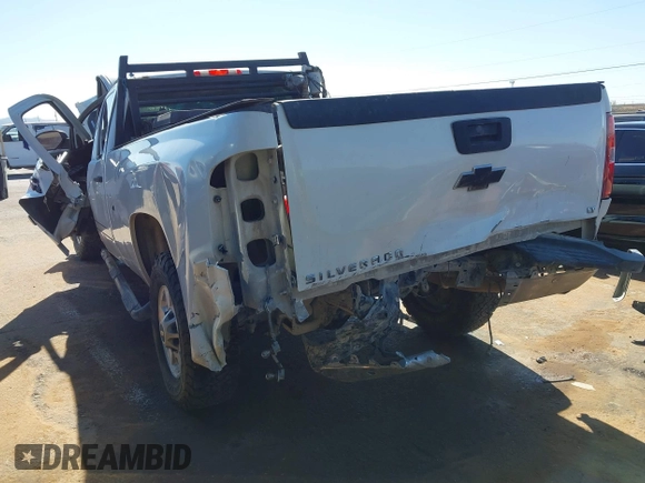 2013 Chevrolet Silverado 2500HD LT with VIN 1GC1CXCG4DF198324, listed as a IAAI auction lot 41883232 with 1 mi miles. Bid and sale history available at carsss.com. Image 3.
