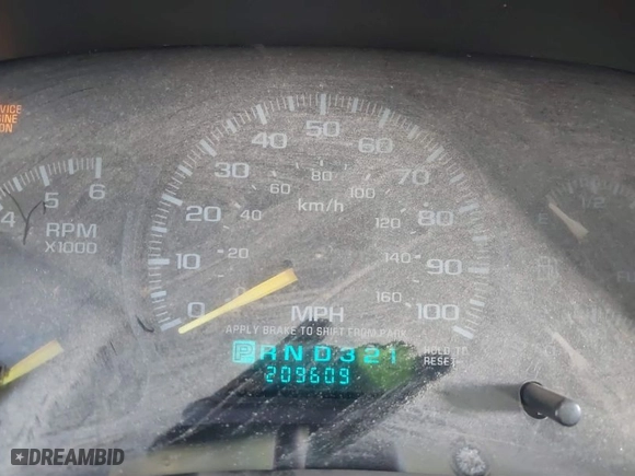 1999 Chevrolet Silverado 1500 LS with VIN 1GCEK19T9XE234489, listed as a IAAI auction lot 41614236 with 209,609 mi miles. Bid and sale history available at carsss.com. Image 7.