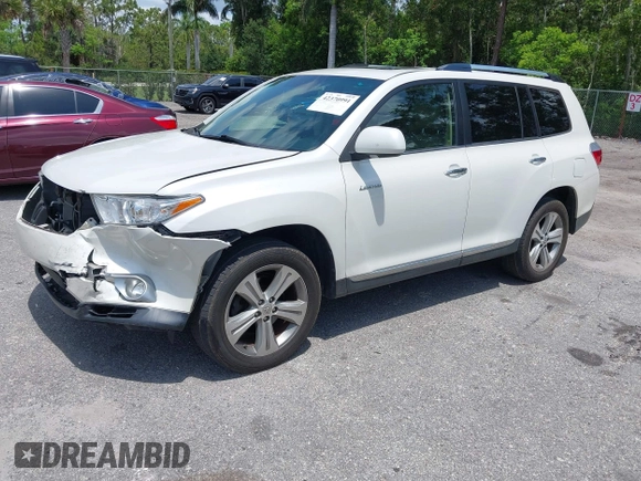 2013 Toyota Highlander Limited with VIN 5TDDK3EH2DS217645, listed as a IAAI auction lot 42370991 with 90,054 mi miles and . Bid and sale history available at DreamBid. Image 17.