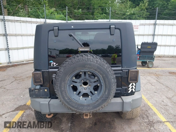 2009 Jeep Wrangler Unlimited Rubicon с VIN 1J8GA69169L758553, выставлен на аукционе IAAI как лот 42730248 с пробегом 113 361 миль миль и . История ставок и продаж доступна на DreamBid. Изображение 17.