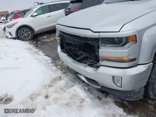2018 Chevrolet Silverado 1500 LT with VIN 2GCVKREC5J1107722, listed as a IAAI auction lot 41695194 with 82,969 mi miles. Bid and sale history available at carsss.com. Image 17.