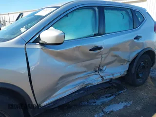 2019 Nissan Rogue SV with VIN KNMAT2MV9KP528451, listed as a IAAI auction lot 41680976 with 117,235 mi miles. Bid and sale history available at carsss.com. Image 6.