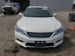 2015 Honda Accord Touring with VIN 1HGCR6F79FA003218, listed as a Copart auction lot 60108715 with 114,328 mi miles and Salvage title. Bid and sale history available at DreamBid. Image 5.