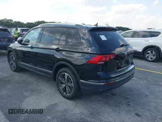 2024 Volkswagen Tiguan with VIN 3VVTB7AX6RM218502, listed as a IAAI auction lot 42063327 with 7,280 mi miles and . Bid and sale history available at DreamBid. Image 3.