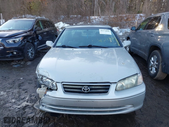 2001 Toyota Camry LE z VIN 4T1BF28K11U122669, wystawiony jako IAAI lot #41574866 z przebiegiem 233 301 mil mil oraz . Historia ofert i sprzedaży dostępna na DreamBid. Obrazek 12.
