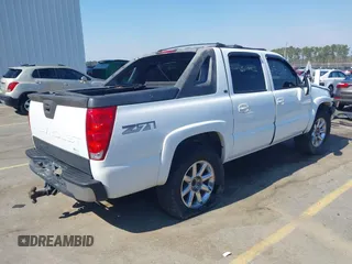 2006 Chevrolet Avalanche Z71 with VIN 3GNEK12Z56G149842, listed as a IAAI auction lot 41664169 with 292,873 mi miles and . Bid and sale history available at DreamBid. Image 4.