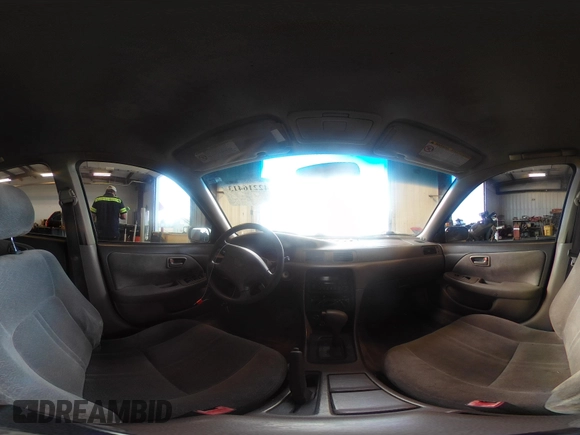 1999 Toyota Camry LE с VIN JT2BG22K7X0351800, выставлен на аукционе IAAI как лот 42216413 с пробегом 216 330 миль миль и . История ставок и продаж доступна на DreamBid. Изображение 18.