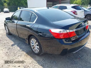 2015 Honda Accord EX-L с VIN 1HGCR2F82FA027345, выставлен на аукционе IAAI как лот 42410979 с пробегом 152 479 миль миль и . История ставок и продаж доступна на DreamBid. Изображение 3.