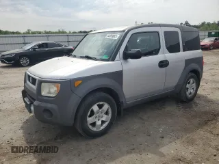 2003 Honda Element EX z VIN 5J6YH28513L018561, wystawiony jako Copart lot #54069865 z przebiegiem 159 678 mil mil oraz Czysty tytuł • Clean title. Historia ofert i sprzedaży dostępna na DreamBid. Obrazek 1.