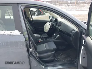2013 Mazda CX-5 Sport z VIN JM3KE2BE9D0156274, wystawiony jako IAAI lot #41624466 z przebiegiem 159 017 mil mil oraz . Historia ofert i sprzedaży dostępna na DreamBid. Obrazek 5.