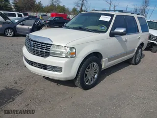 2007 Lincoln Navigator with VIN 5LMFU28547LJ04440, listed as a IAAI auction lot 41839931 with 142,822 mi miles. Bid and sale history available at carsss.com. Image 18.
