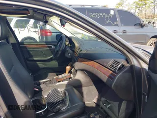 2003 BMW 3 Series 325i with VIN WBAAZ334X3PH35526, listed as a IAAI auction lot 42074943 with Not provided miles and . Bid and sale history available at DreamBid. Image 5.