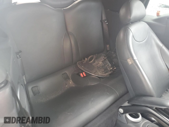 2005 MINI Convertible with VIN WMWRF334X5TG11889, listed as a Copart auction lot 55567995 with 169,717 mi miles and Salvage title. Bid and sale history available at DreamBid. Image 10.