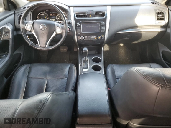 2015 Nissan Altima 2.5 with VIN 1N4AL3AP3FN357635, listed as a Copart auction lot 58493635 with 159,406 mi miles and Salvage title. Bid and sale history available at DreamBid. Image 8.