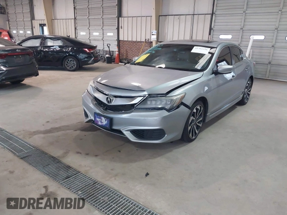 2018 Acura ILX Special Edition with VIN 19UDE2F40JA004068, listed as a IAAI auction lot 41761336 with 194,431 mi miles. Bid and sale history available at carsss.com. Image 17.