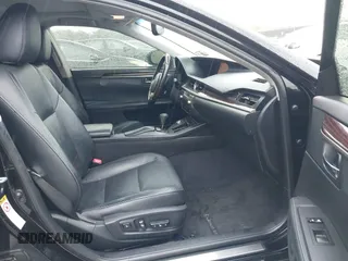2013 Lexus ES 250 с VIN JTHBK1GG3D2005004, выставлен на аукционе IAAI как лот 42277396 с пробегом 157 846 миль миль и . История ставок и продаж доступна на DreamBid. Изображение 5.