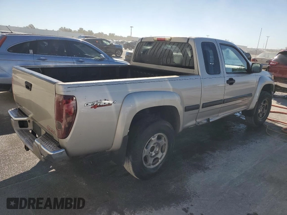 2005 GMC Canyon SLE Z71 with VIN 1GTDT196158195105, listed as a Copart auction lot 81497704 with 245,278 mi miles and Salvage Title. Bid and sale history available at carsss.com. Image 3.