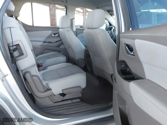 2018 Chevrolet Traverse LT Cloth with VIN 1GNERGKW2JJ250414, listed as a IAAI auction lot 41664779 with 77,214 mi miles. Bid and sale history available at carsss.com. Image 8.