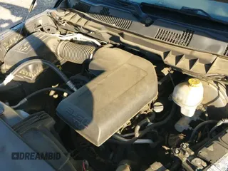 2013 Ram 1500 SLT z VIN 1C6RR6LG8DS532302, wystawiony jako IAAI lot #42038518 z przebiegiem 146 523 mil mil oraz . Historia ofert i sprzedaży dostępna na DreamBid. Obrazek 19.