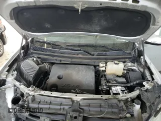 2019 Chevrolet Traverse LT Cloth with VIN 1GNERGKW3KJ269071, listed as a Copart auction lot 61063245 with 155,058 mi miles and Salvage title. Bid and sale history available at DreamBid. Image 12.