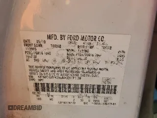 2010 Ford Escape Hybrid z VIN 1FMCU5K36AKD07129, wystawiony jako Copart lot #43914265 z przebiegiem 198 624 mil mil oraz Czysty tytuł • Clean title. Historia ofert i sprzedaży dostępna na DreamBid. Obrazek 12.