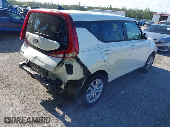 2021 Kia Soul S with VIN KNDJ23AU7M7737596, listed as a IAAI auction lot 42029726 with 36,743 mi miles. Bid and sale history available at carsss.com. Image 4.