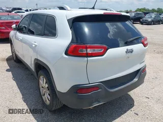 2014 Jeep Cherokee Limited с VIN 1C4PJLDB5EW129798, выставлен на аукционе IAAI как лот 42686216 с пробегом 158 390 миль миль и . История ставок и продаж доступна на DreamBid. Изображение 3.