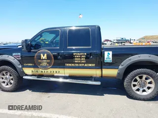 2008 Ford F-250 XL z VIN 1FTSW21RX8ED53070, wystawiony jako IAAI lot #42195310 z przebiegiem 253 764 mil mil oraz . Historia ofert i sprzedaży dostępna na DreamBid. Obrazek 14.