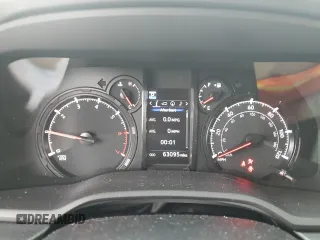 2020 Toyota 4Runner SR5 with VIN JTEBU5JR6L5753784, listed as a Copart auction lot 63116935 with 63,095 mi miles and Salvage title. Bid and sale history available at DreamBid. Image 9.