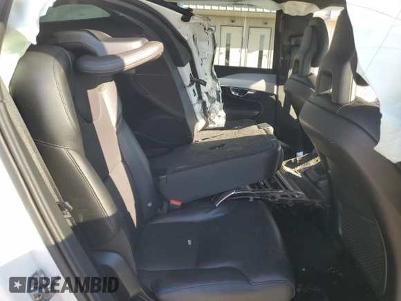 2018 Volvo XC90 Momentum with VIN YV4102XK8J1216159, listed as a Copart auction lot 87468144 with 63,860 mi miles and Salvage Title. Bid and sale history available at carsss.com. Image 11.
