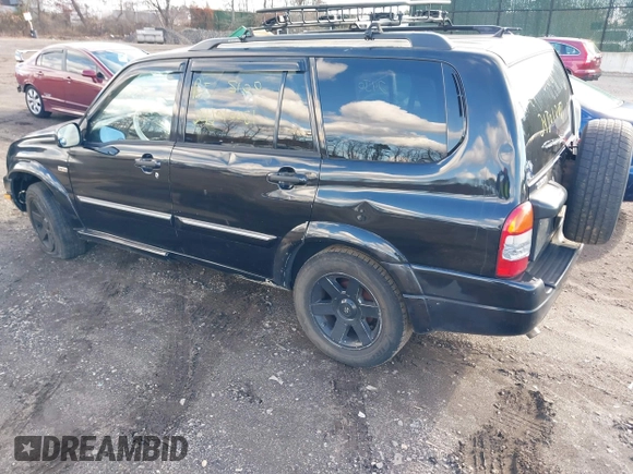 2001 Suzuki XL-7 LX with VIN JS3TY92V114101255, listed as a IAAI auction lot 40995688 with 1 mi miles. Bid and sale history available at carsss.com. Image 3.