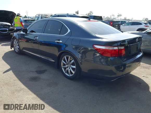 2007 Lexus LS 460 with VIN JTHBL46F375050759, listed as a IAAI auction lot 41848554 with 106,257 mi miles. Bid and sale history available at carsss.com. Image 3.