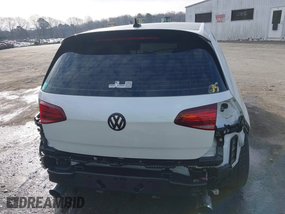 2020 Volkswagen GTI S с VIN 3VW5T7AU3LM006025, выставлен на аукционе IAAI как лот 41833569 с пробегом 73 979 миль миль и . История ставок и продаж доступна на DreamBid. Изображение 17.