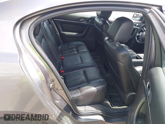 2011 Lincoln MKS EcoBoost with VIN 1LNHL9FT3BG610366, listed as a IAAI auction lot 42274043 with 196,811 mi miles and . Bid and sale history available at DreamBid. Image 8.