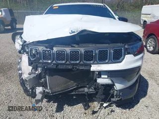 2024 Jeep Compass Sport with VIN 3C4NJDAN2RT591078, listed as a IAAI auction lot 41984705 with 49,220 mi miles and . Bid and sale history available at DreamBid. Image 6.