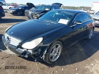 2007 Mercedes-Benz CLS-Class 5.5L with VIN WDDDJ72X47A101635, listed as a IAAI auction lot 41643883 with 179,543 mi miles. Bid and sale history available at carsss.com. Image 17.
