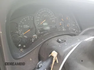 2005 Chevrolet Suburban LT z VIN 1GNFK16Z35J194533, wystawiony jako Copart lot #48653215 z przebiegiem Nie podano mil oraz Nie do naprawy • Non repairable. Historia ofert i sprzedaży dostępna na DreamBid. Obrazek 9.
