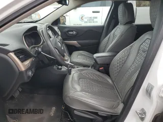 2018 Jeep Cherokee Latitude с VIN 1C4PJMCX4JD532485, выставлен на аукционе Copart как лот 49496145 с пробегом 92 322 миль миль и Списание • Salvage title. История ставок и продаж доступна на DreamBid. Изображение 7.