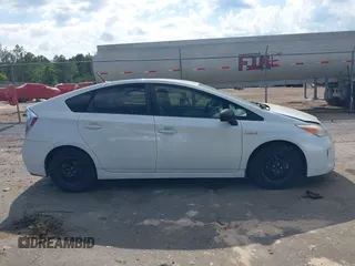 2012 Toyota Prius One with VIN JTDKN3DU4C1600897, listed as a IAAI auction lot 42152349 with 185,611 mi miles. Bid and sale history available at carsss.com. Image 13.